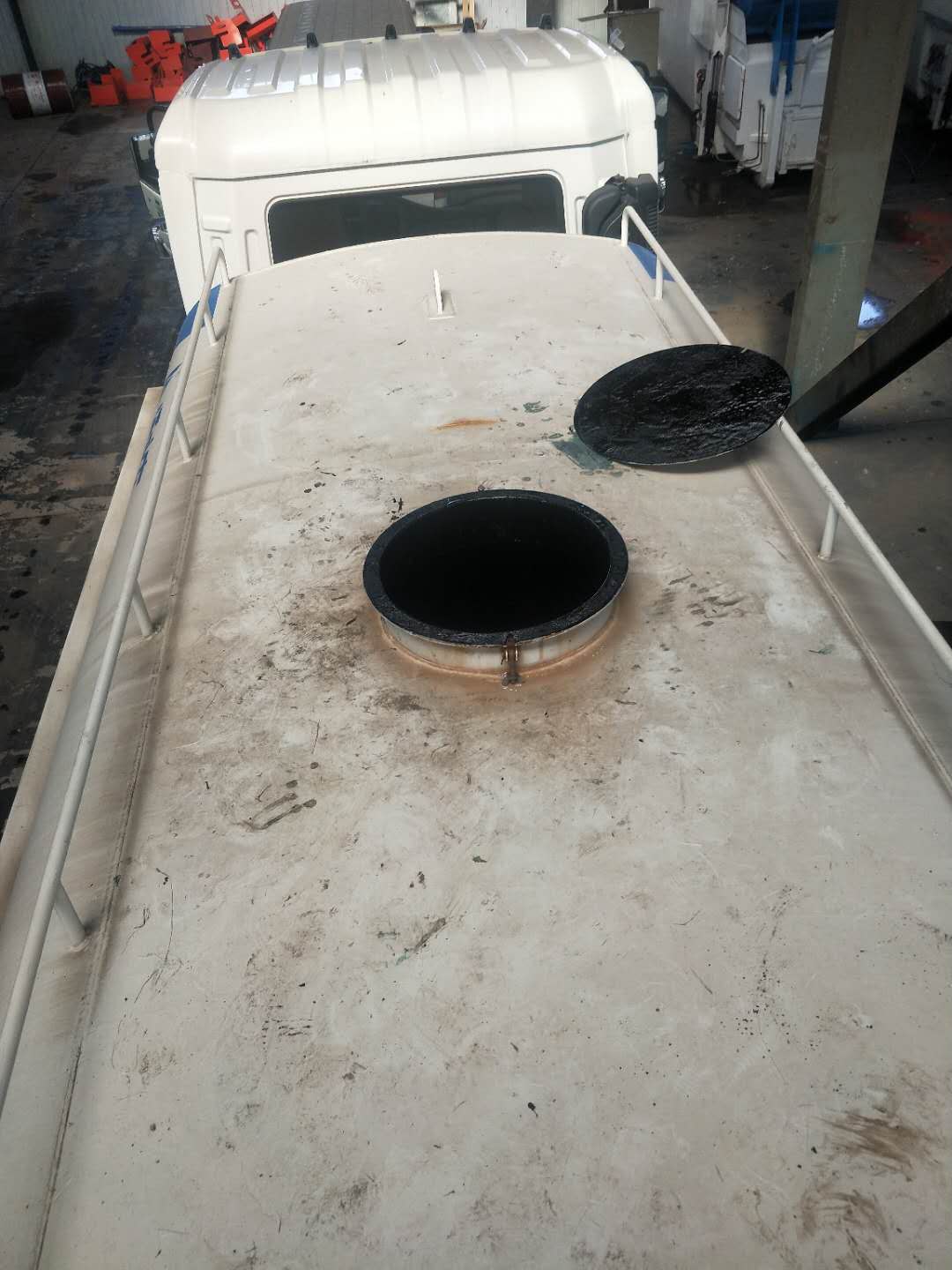 北京洒水车水罐除锈防腐施工 北京玻璃钢管道糊口补漏 北京隔油池氧化池防腐施工 北京洒水车水罐除锈防腐施工 北京玻璃钢管道糊口补漏 北京隔油池氧化池防腐施工